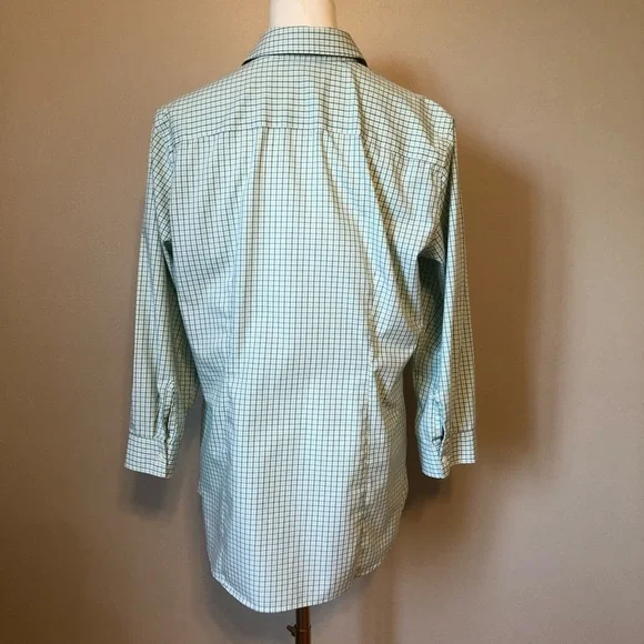Eddie Bauer Woman’s Green/White Plaid Button-Up Shirt Size TL - Picture 2 of 7